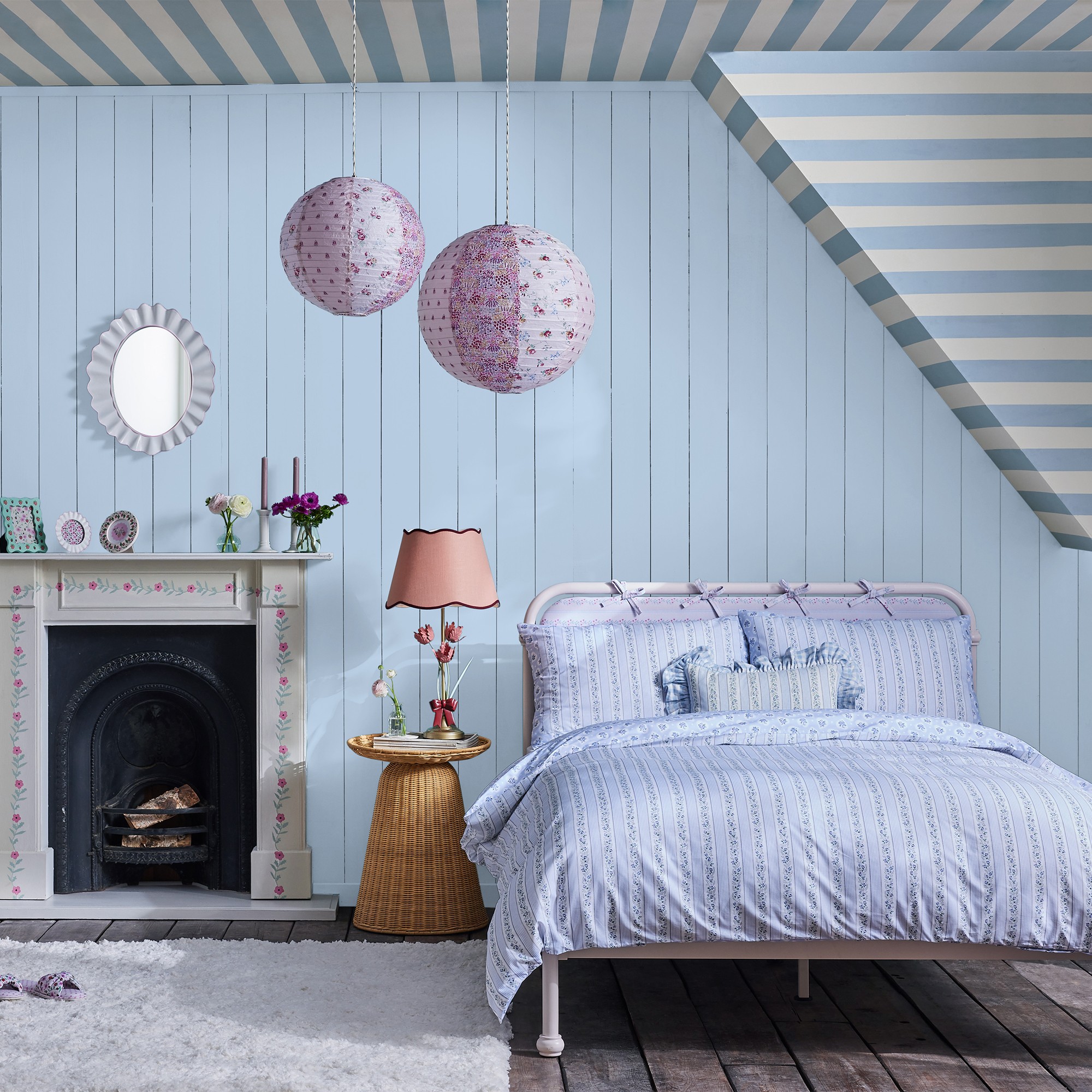 Canopy Stripe Wallpaper 125517 By Cath Kidston In Blue